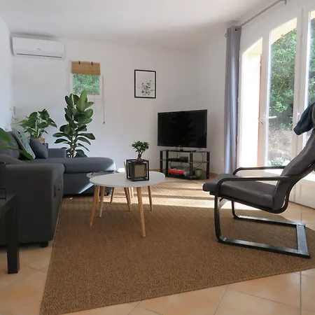 Le Vendemiaire Apartment *