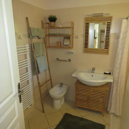Le Vendemiaire Apartment *